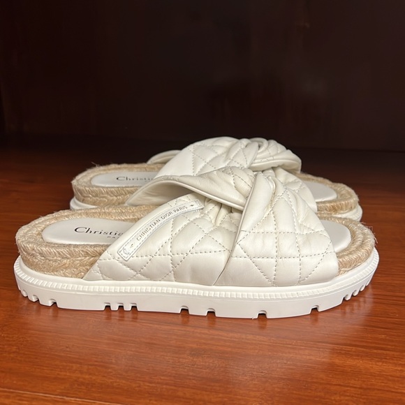 New Christian Dior Cannage quilted leather d twist slides sandals 36.5 - Picture 6 of 13